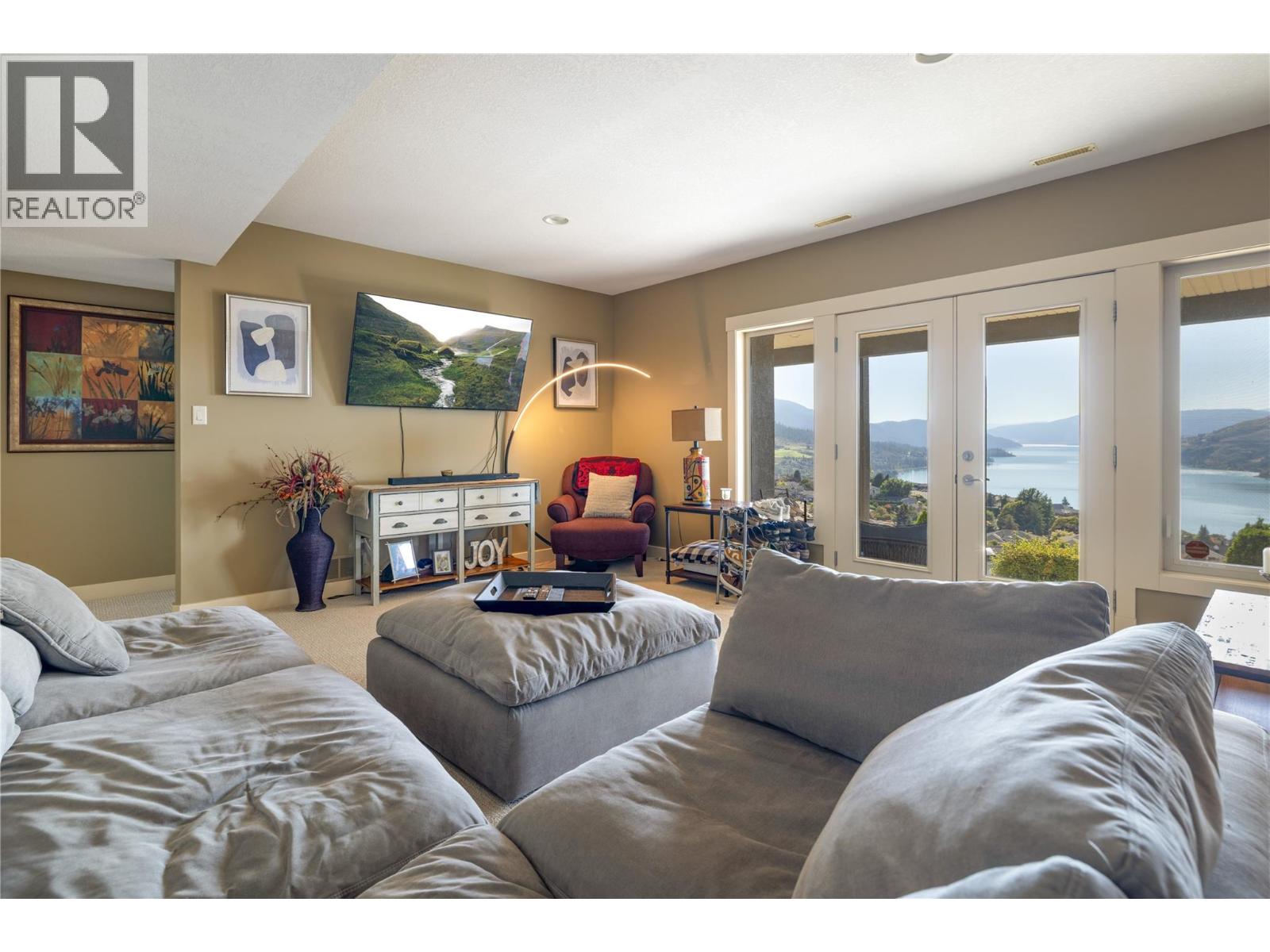 716 Mt. York Drive - Image 45