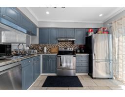 28 13713 72a Avenue, Surrey, BC V3W1K2 Photo 11