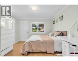 6925 Main Street, Vancouver, BC V5X3H6 Photo 19
