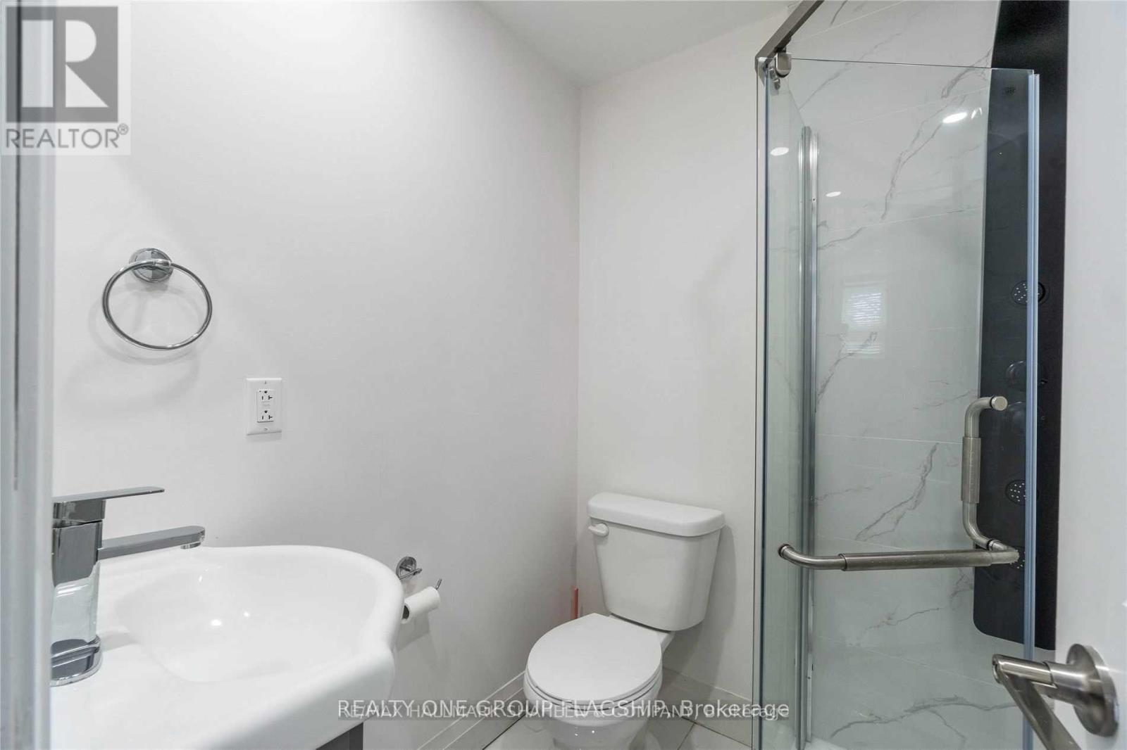 355 CARRUTHERS AVENUE, Newmarket (Summerhill Estates) — photo 5