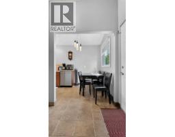 Foyer - 9908 86 Park Avenue, Grande Prairie, AB T8V0C7 Photo 8