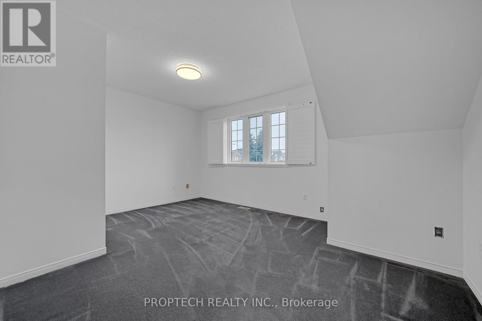 5851 SUMMERSIDE DRIVE - 33