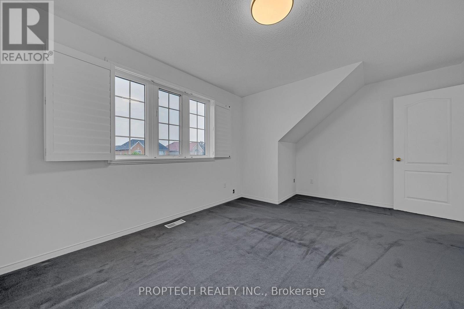 5851 SUMMERSIDE DRIVE - 34