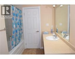 242 Buttercup Court Unit# Upper, Waterloo, ON N2V2W8 Photo 27