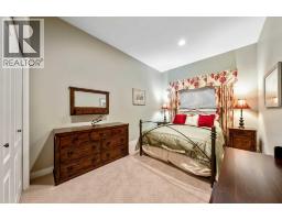 12 Patina Hill Sw, Calgary, AB T3H2C7 Photo 21
