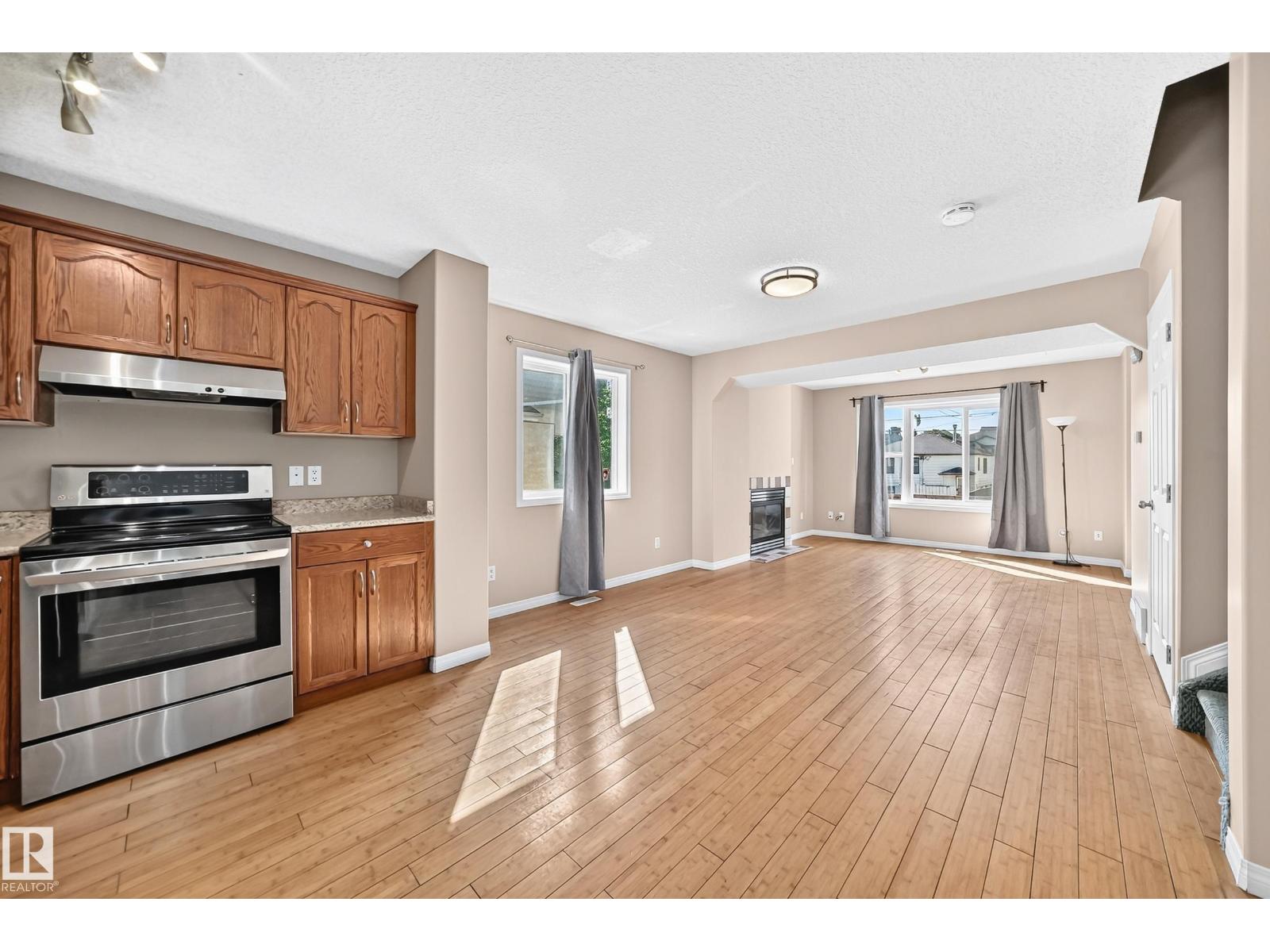 9333 103a AV NW - 9