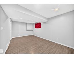 9333 103a Av Nw, Edmonton, AB T5H0H3 Photo 36