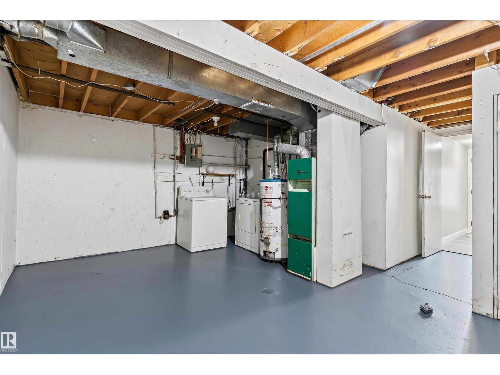 899 Abbotsfield RD NW - 24