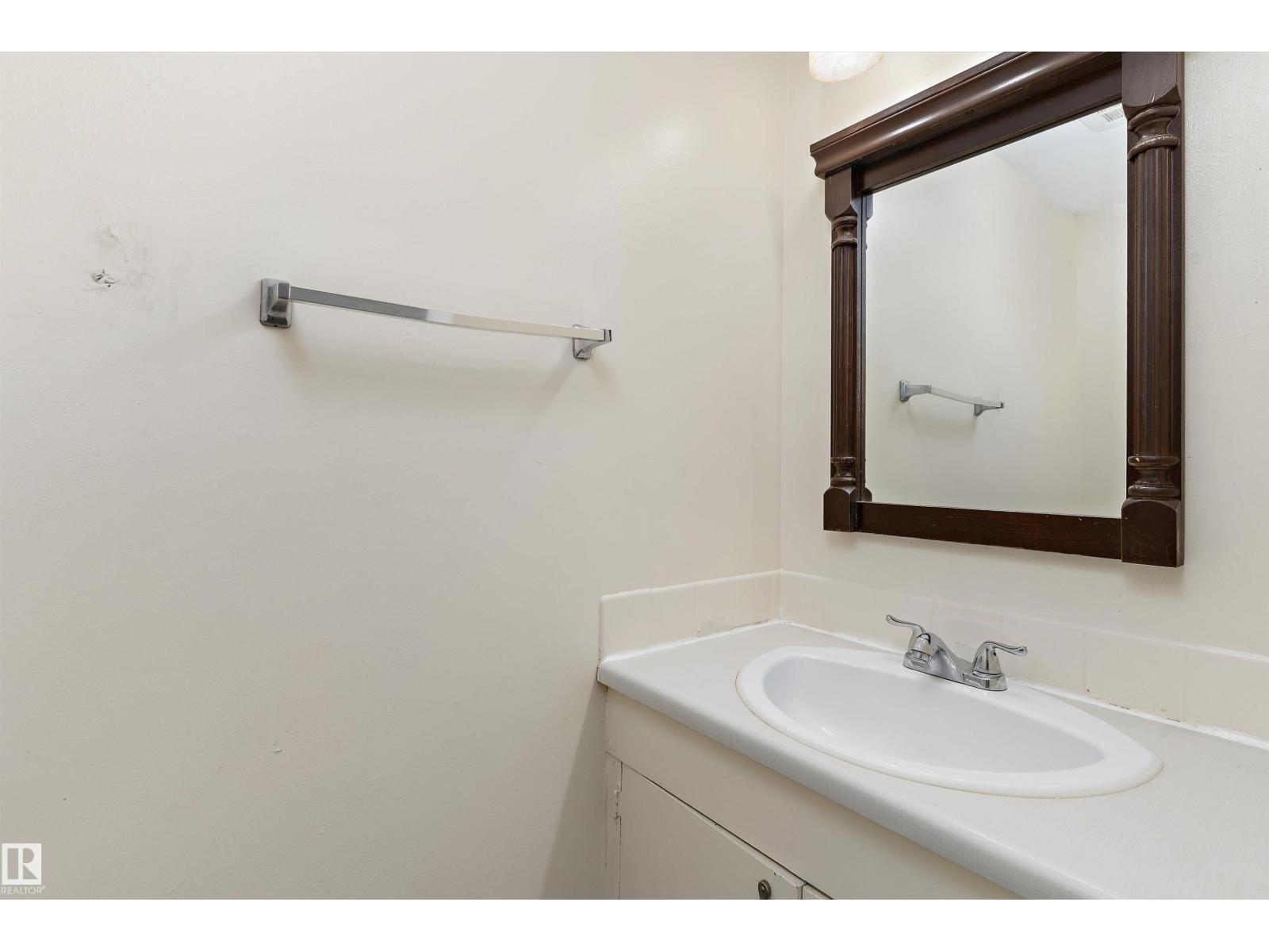 899 Abbotsfield RD NW - 8