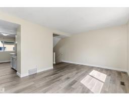 Bedroom 3 - 899 Abbotsfield Rd Nw, Edmonton, AB T5W4R4 Photo 6