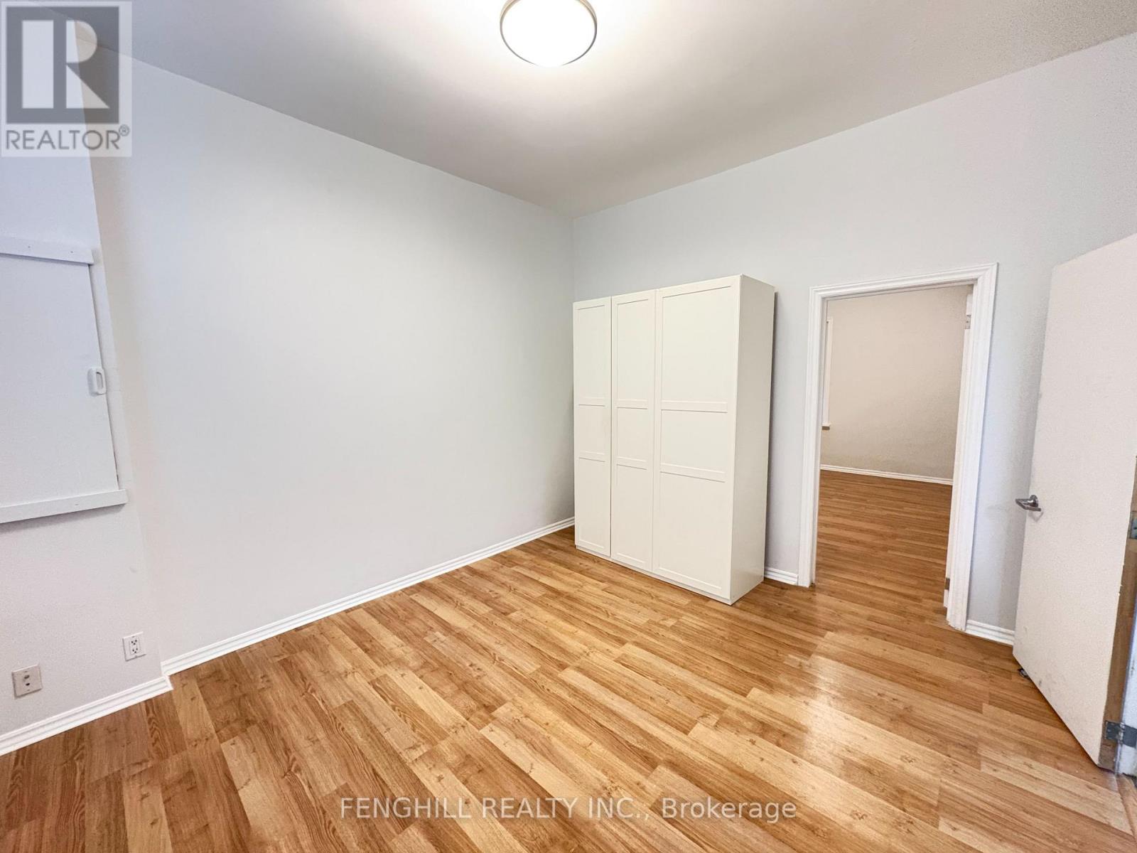 270 CLINTON (MAIN LEVEL) STREET, Toronto (Palmerston-Little Italy) — photo 2