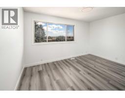 49, 1055 72 Avenue NW - photo 17