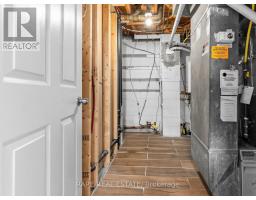 4 Hisey [basement] Crescent, Toronto, ON M3N1V1 Photo 18