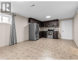 4 Hisey [basement] Crescent, Toronto, ON M3N1V1 Photo 7