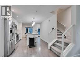 5pc Bathroom - 207, 20 Brentwood Common Nw, Calgary, AB T2L2L7 Photo 11