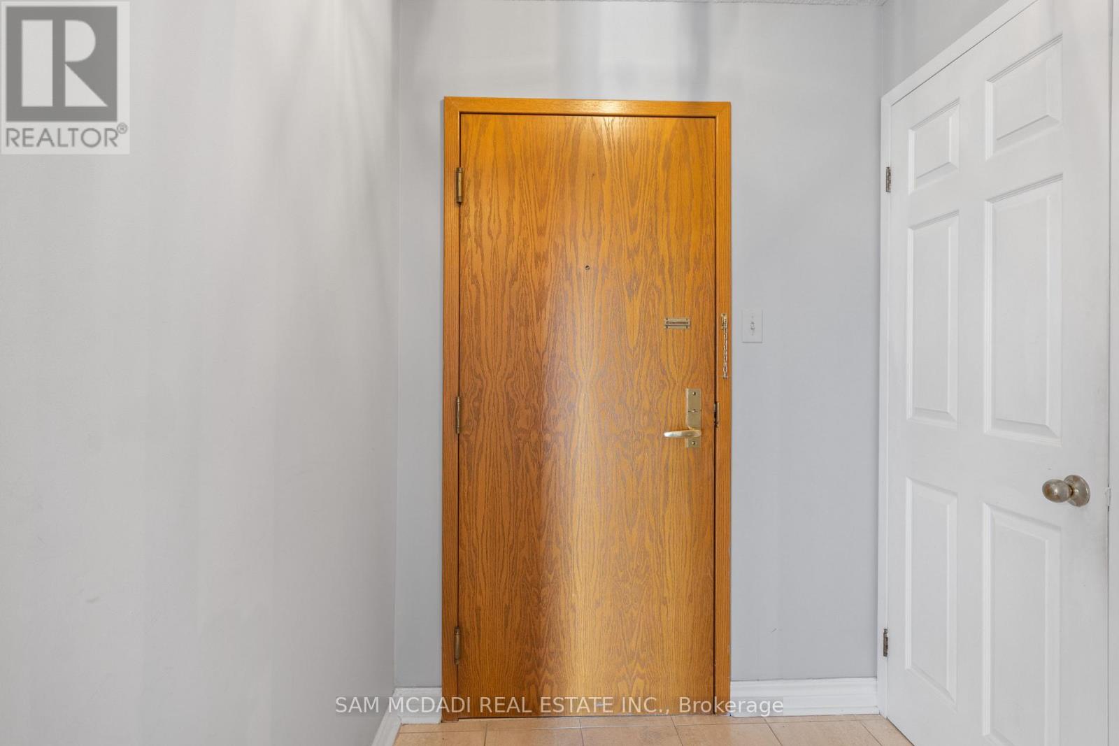 807 - 4 WILLOW STREET, Waterloo — photo 7