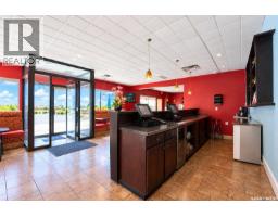 D & E 835 Broadway Avenue, Saskatoon, SK S7N1B5 Photo 9