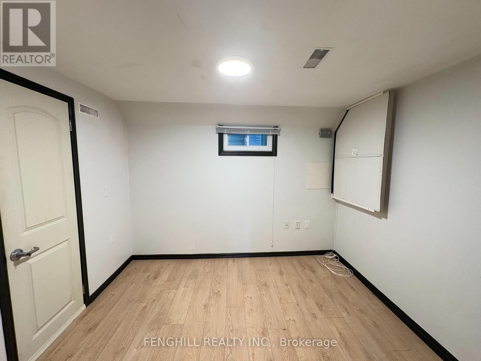 270 CLINTON (BSMT) STREET, Toronto (Palmerston-Little Italy) — photo 2