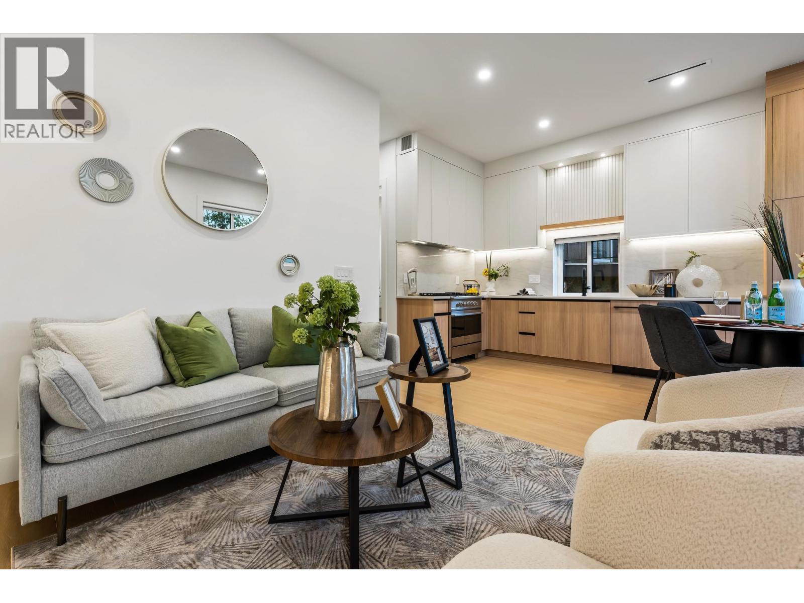 1 3940 ETON STREET, Burnaby