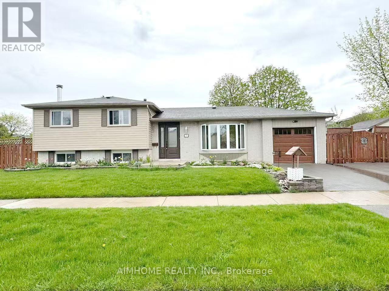 1597 NEWLANDS CRESCENT, Burlington (Palmer)
