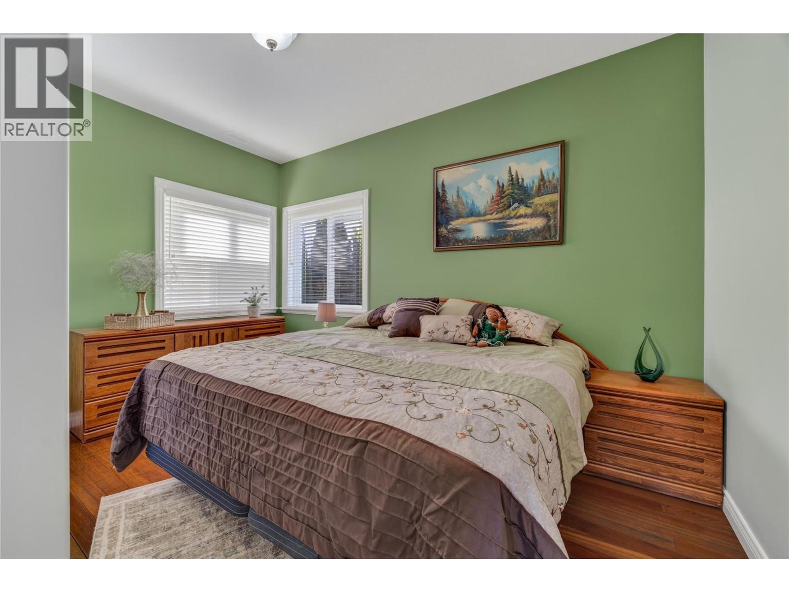 6812 Cabernet Place, Oliver