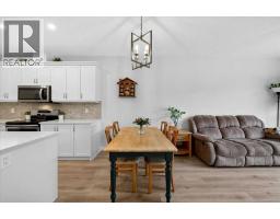4pc Bathroom - 62 Evanscrest Road Nw, Calgary, AB T3P1J1 Photo 14