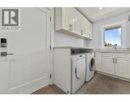 2559 Nelson Avenue, West Vancouver, BC V7V2R5 Photo 24