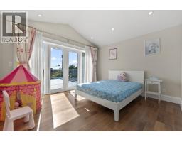 2559 Nelson Avenue, West Vancouver, BC V7V2R5 Photo 32