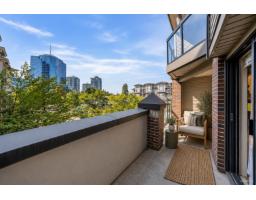 227 10838 City Parkway, Surrey, BC V3T5X9 Photo 15