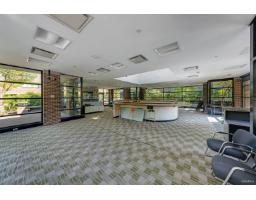 227 10838 City Parkway, Surrey, BC V3T5X9 Photo 17