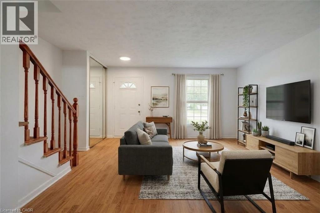 102 BLOOMINGDALE Road N, Kitchener — photo 4