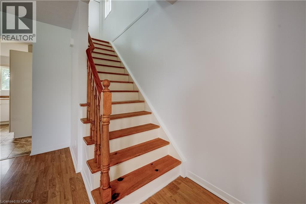 102 BLOOMINGDALE Road N, Kitchener — photo 7