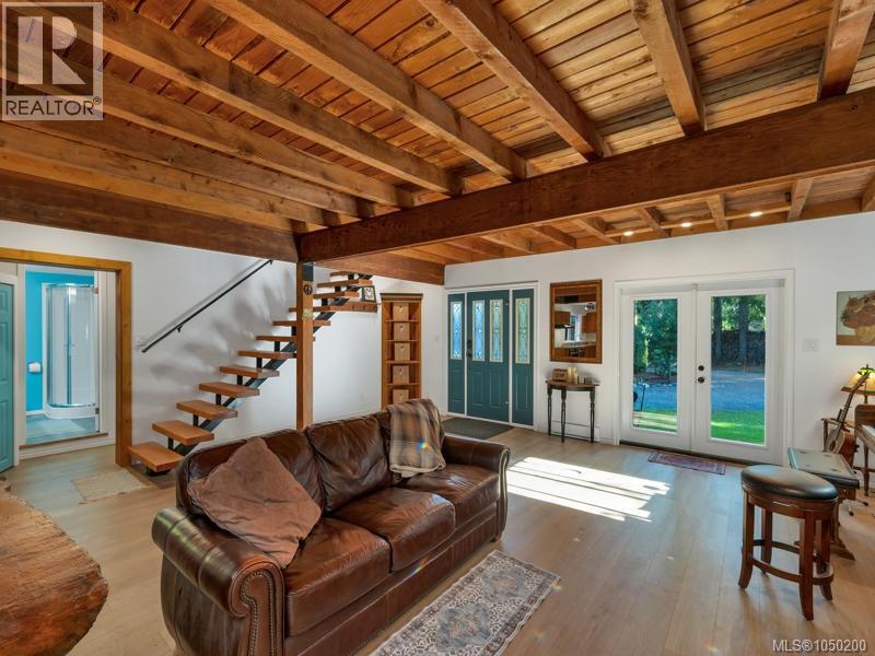 1371 Hooley Rd - Image 15