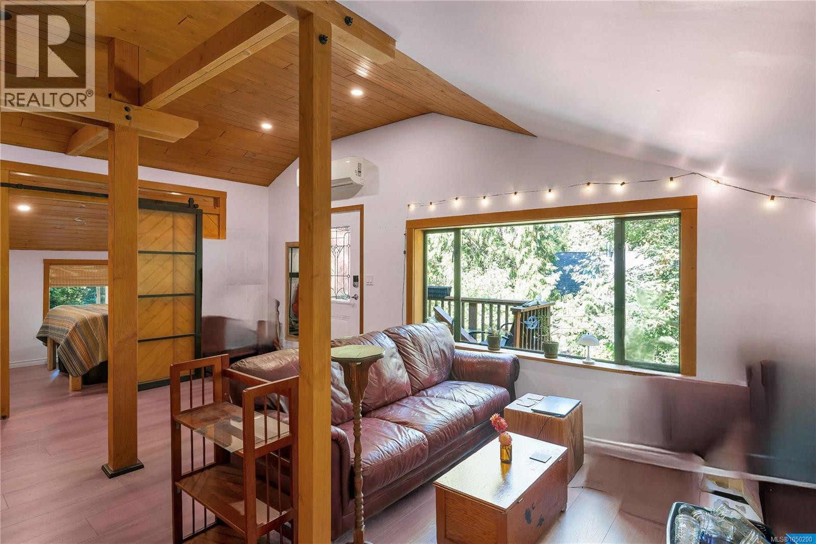 1371 Hooley Rd - Image 45