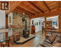 1371 Hooley Rd, Quadra Island, BC V0P1H0 Photo 17