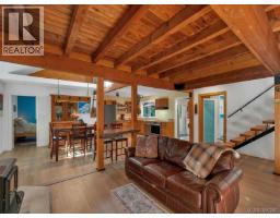 1371 Hooley Rd, Quadra Island, BC V0P1H0 Photo 18