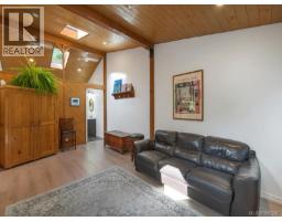 1371 Hooley Rd, Quadra Island, BC V0P1H0 Photo 38