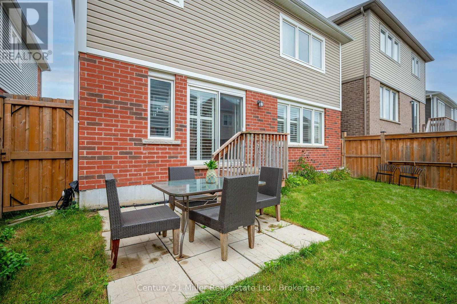 19 GLENVISTA DRIVE - 36