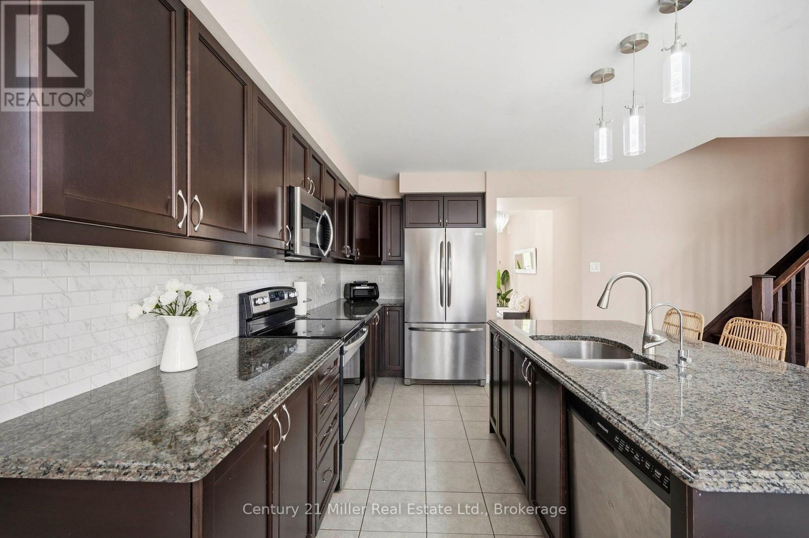 19 GLENVISTA DRIVE, Kitchener — photo 7