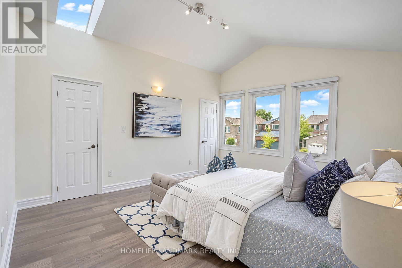 51 NEW FOREST SQUARE - 33