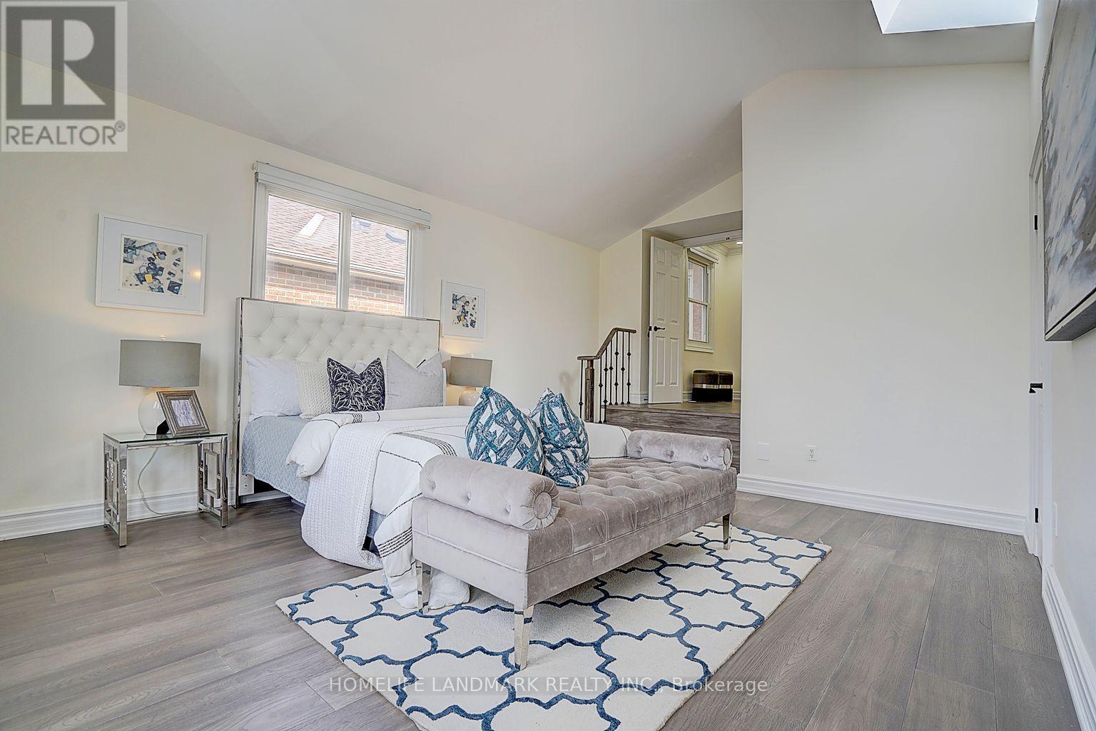 51 NEW FOREST SQUARE - Image 35