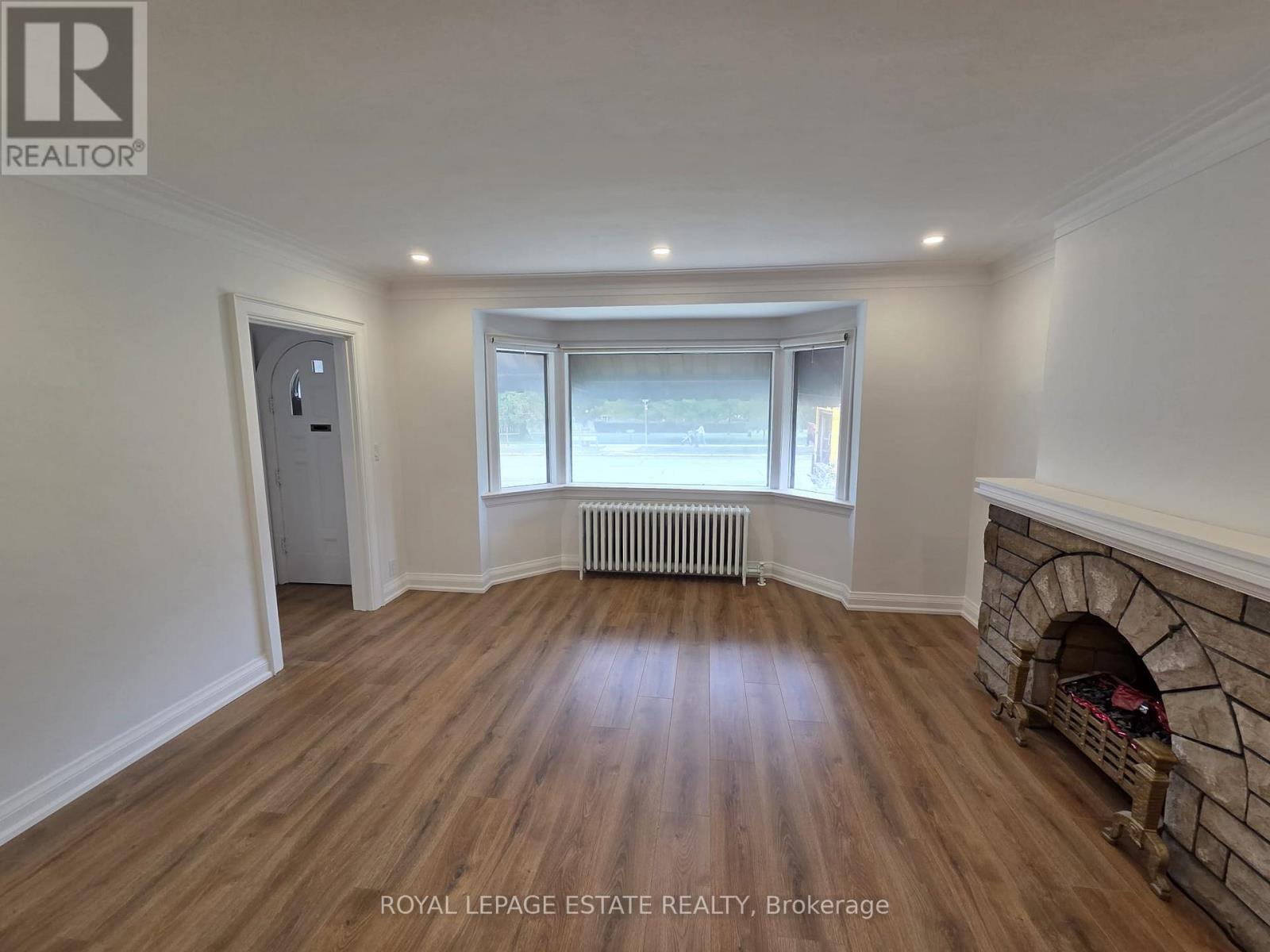 MAIN - 839 COXWELL AVENUE, Toronto (Danforth Village-East York) — photo 2