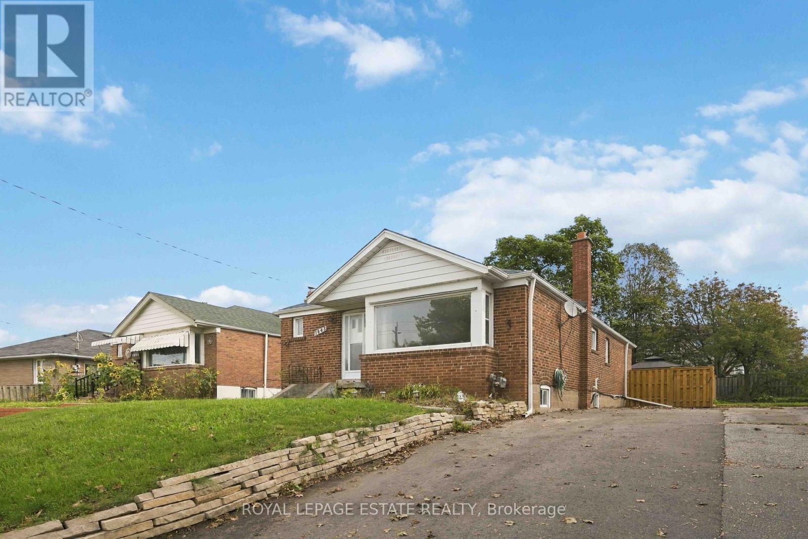 1843 VICTORIA PARK AVENUE - 28