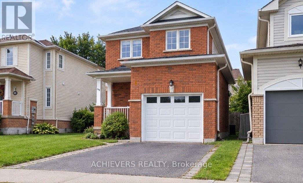 240 SCOTTSDALE DRIVE, Clarington (Bowmanville)