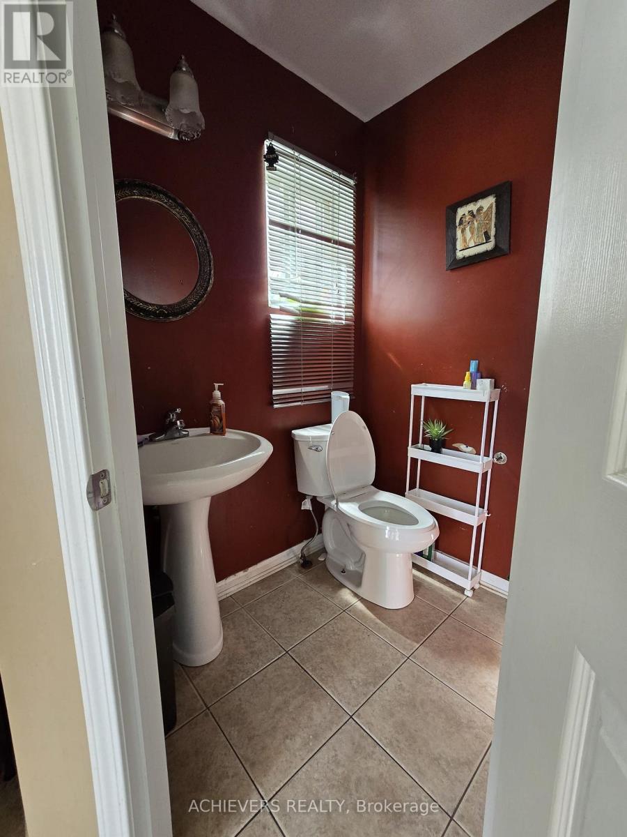 240 SCOTTSDALE DRIVE, Clarington (Bowmanville) — photo 10