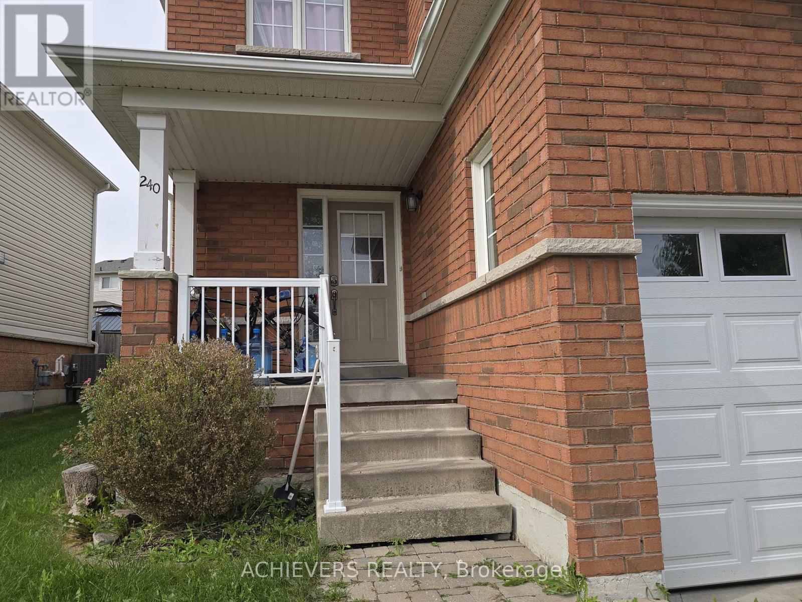 240 SCOTTSDALE DRIVE, Clarington (Bowmanville) — photo 4