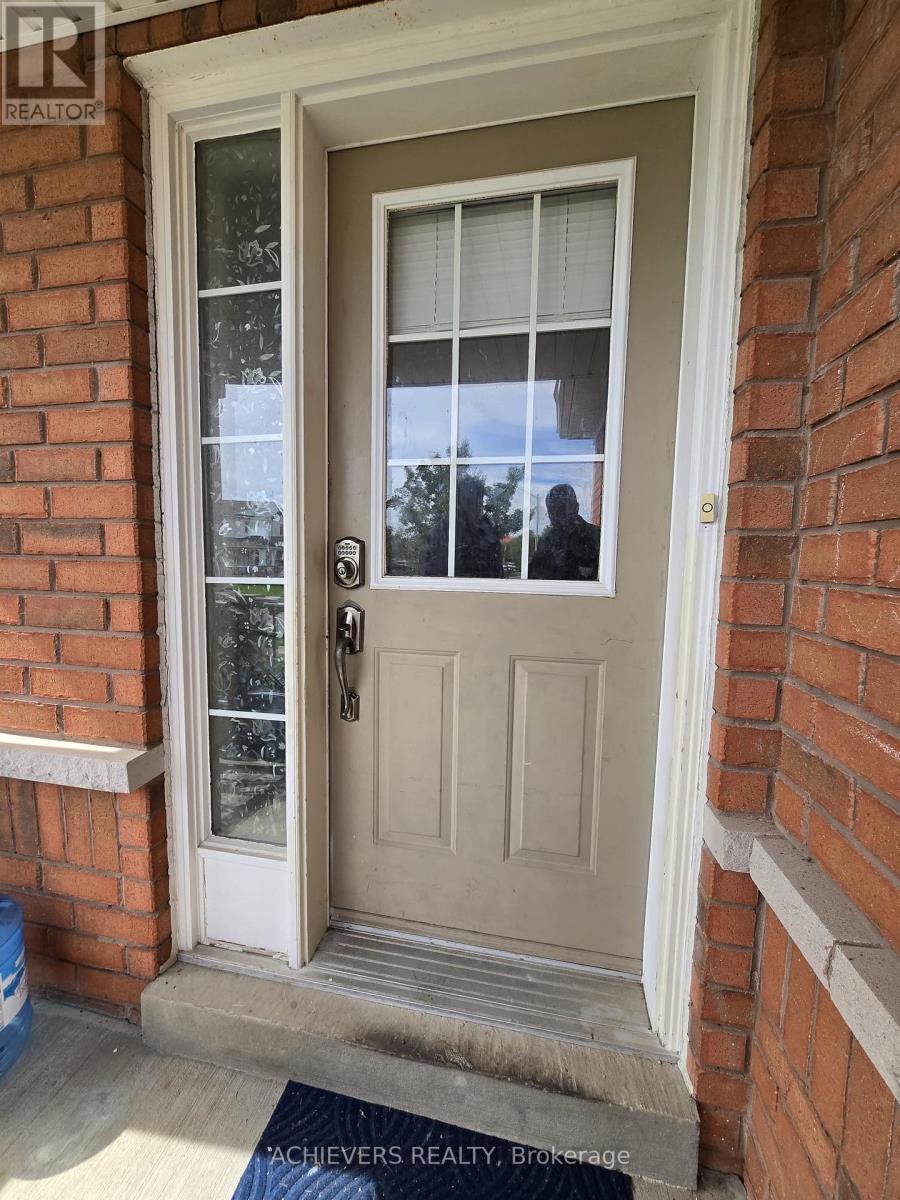 240 SCOTTSDALE DRIVE, Clarington (Bowmanville) — photo 5