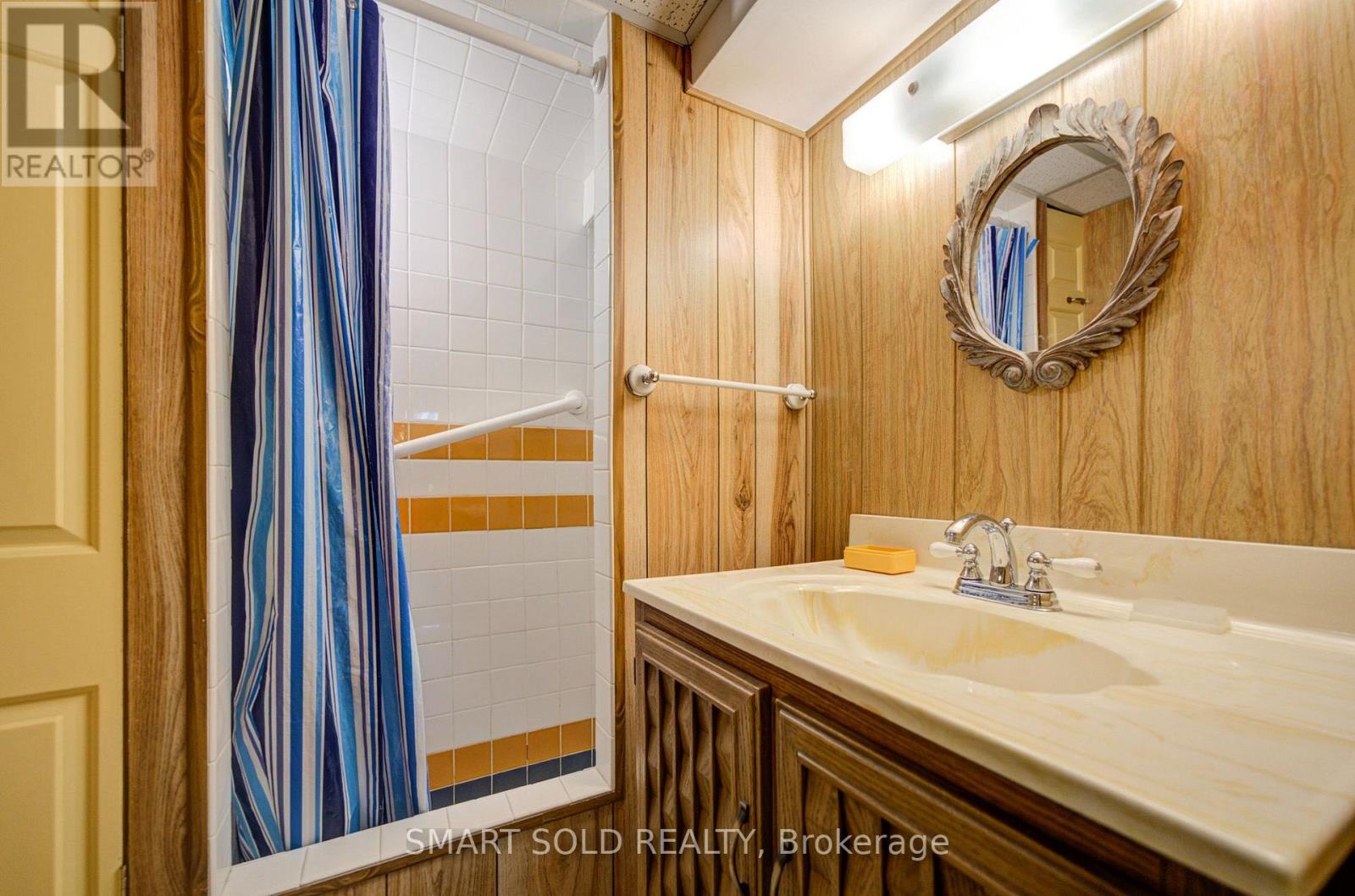 2 CROACH CRESCENT - 38