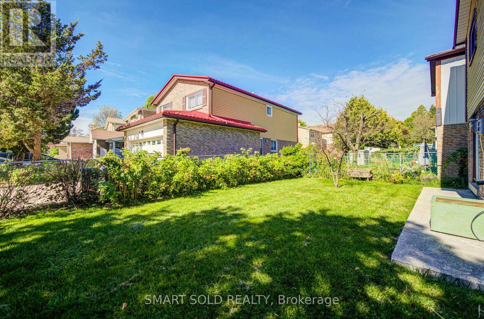 2 CROACH CRESCENT - 47