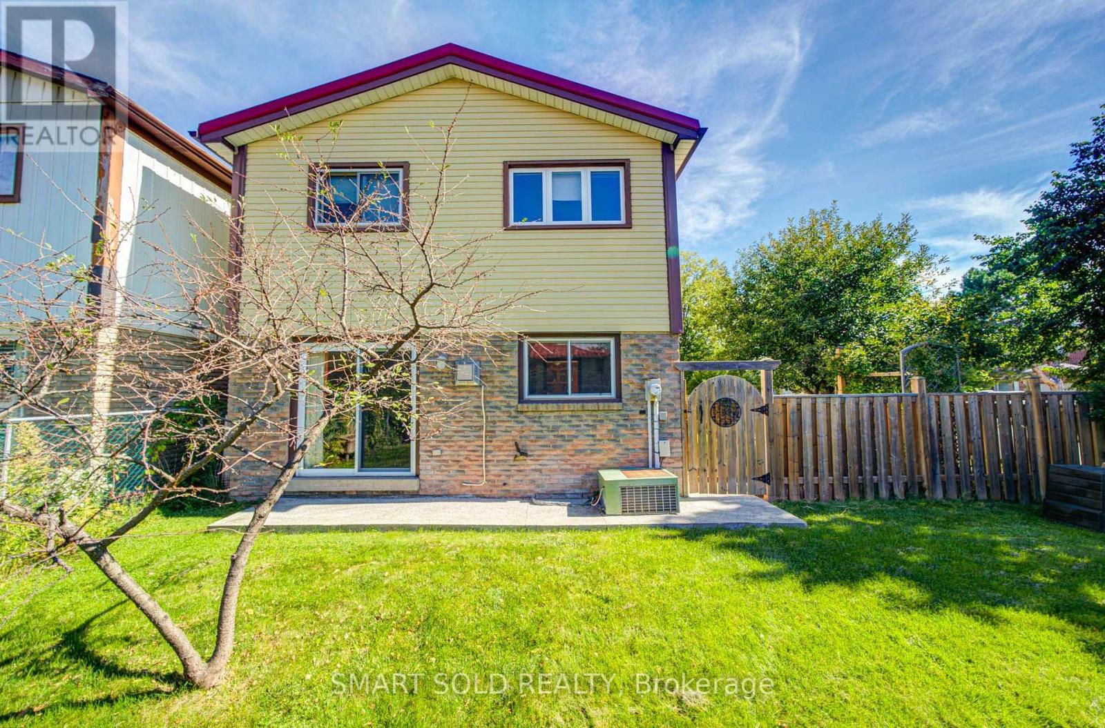 2 CROACH CRESCENT - 49